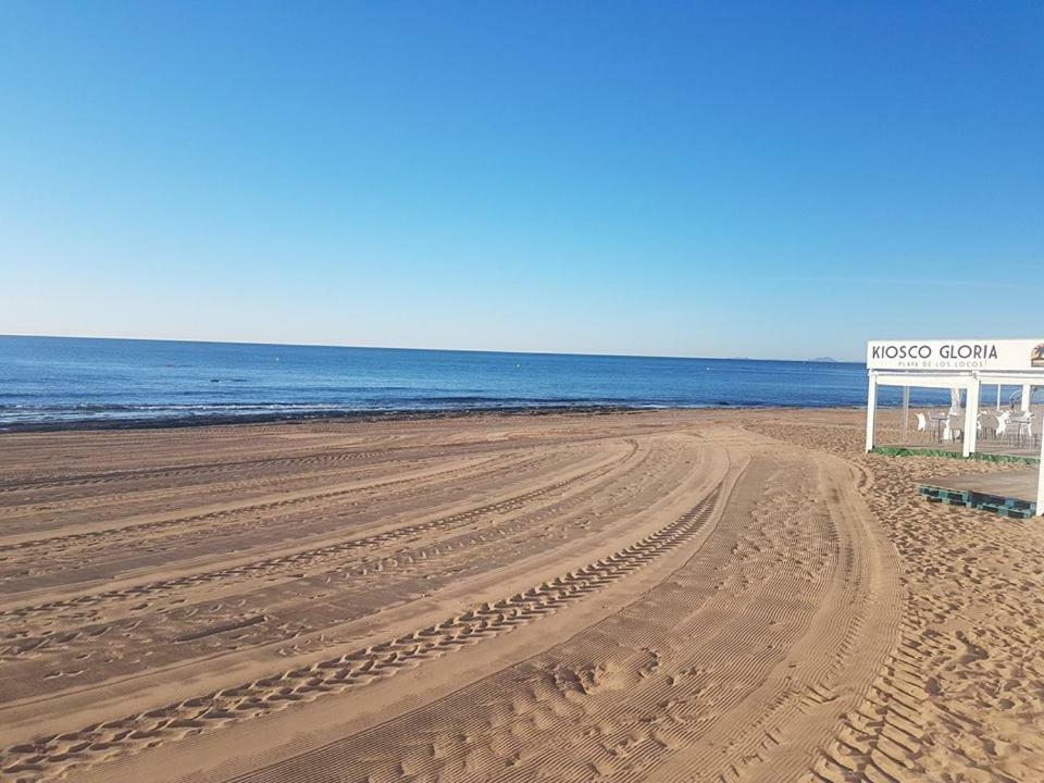 トレビエハPalacio Del Mar, Beach, Sea View, Poolアパートメント エクステリア 写真